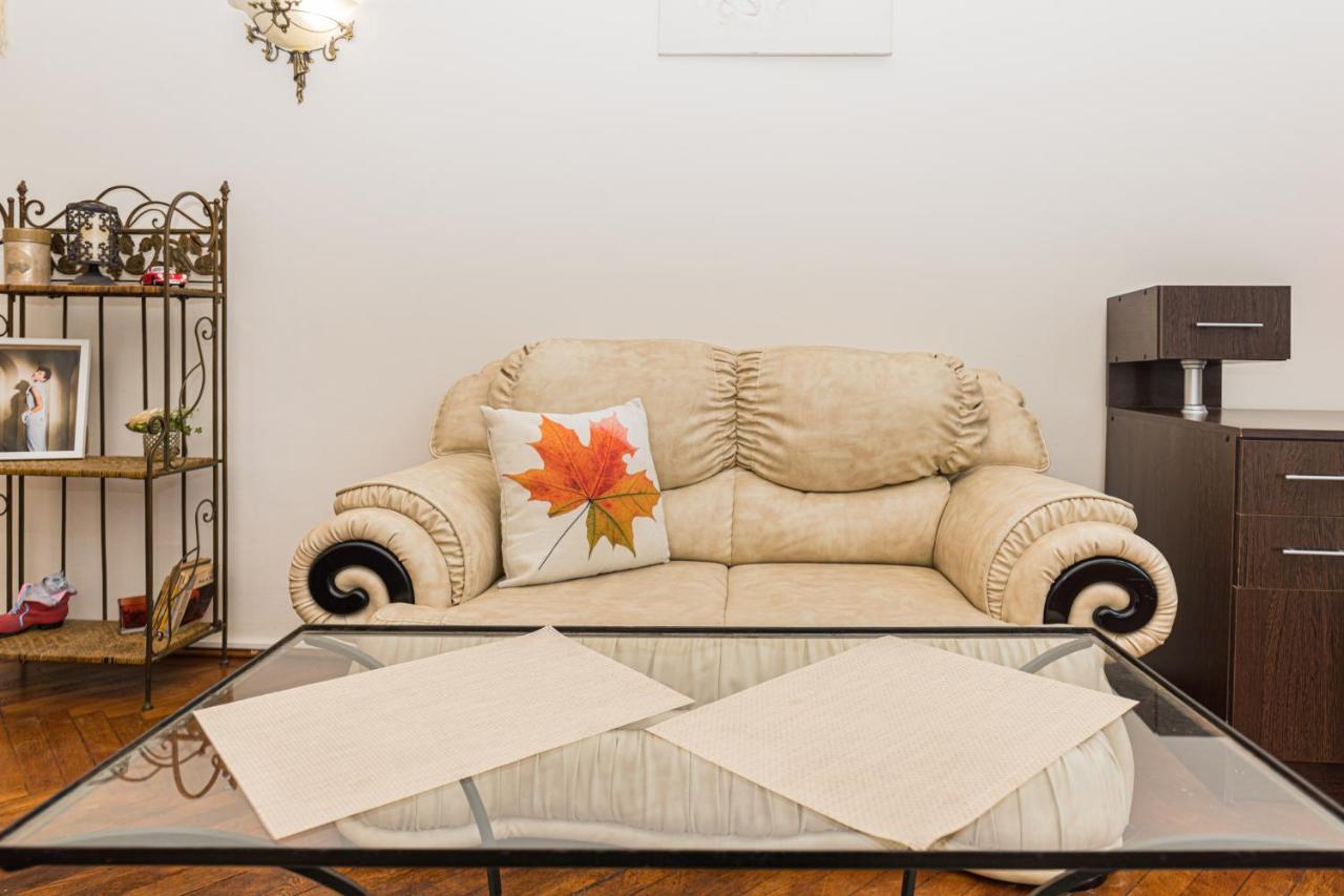 בראשוב Sabin Apartments Private Parking מראה חיצוני תמונה